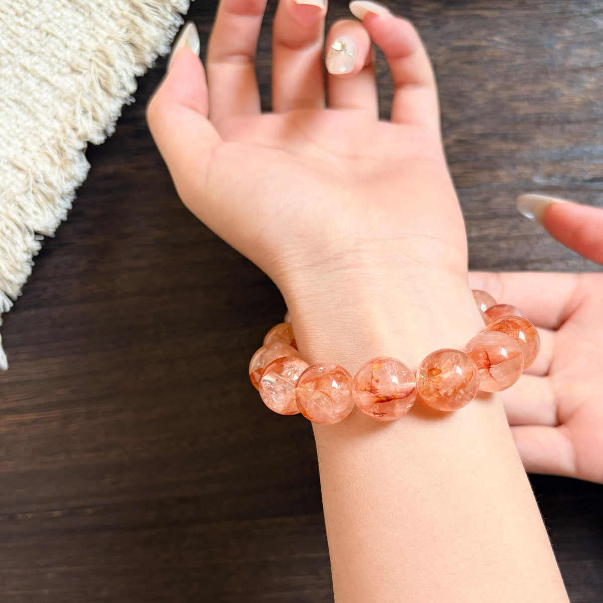 Natural Red Flower Agate Crystal Bracelet – Growth, Joy & Harmony Inspired by Eastern Wisdom