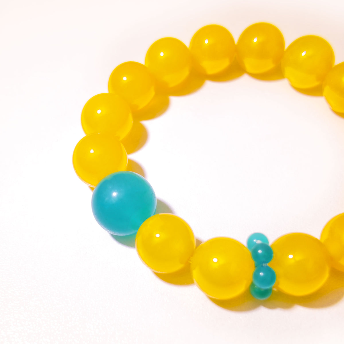 Natural Yellow Chalcedony & Amazonite Crystal Bracelet – Harmony, Confidence & Balance Inspired by Eastern Wisdom